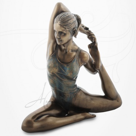 Body Talk - Posture Yoga Torsion - EKA PADA RAJAHAPITASANA