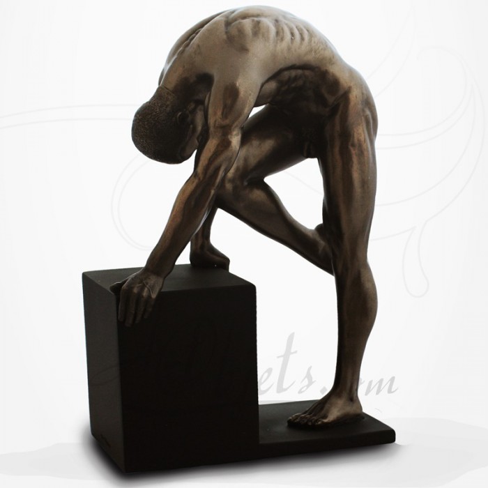 Body talk 75112-on poses-acte sculpture-athlète couché-personnage L 19.00 CM