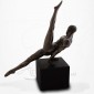 Body Talk - Homme Gymnaste - Equilibre sur les mains - Mouvement de ciseaux