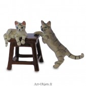 Figurine Miniature - 2 Chats sur tabouret - Porcelaine