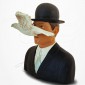 L'Homme au Chapeau Melon de René Magritte